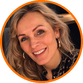 Esther van der Knaap